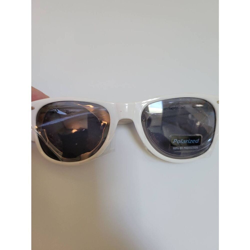 Buckle Black Polarized Sunglasses White Frame NEW